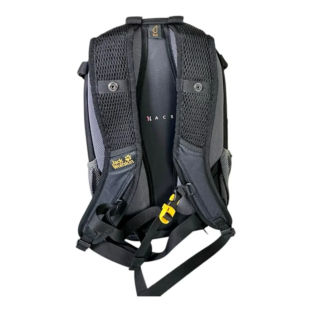 Jack Wolfskin Velocity 12 Litre Backpack Rucksack Black Air Control System Bike